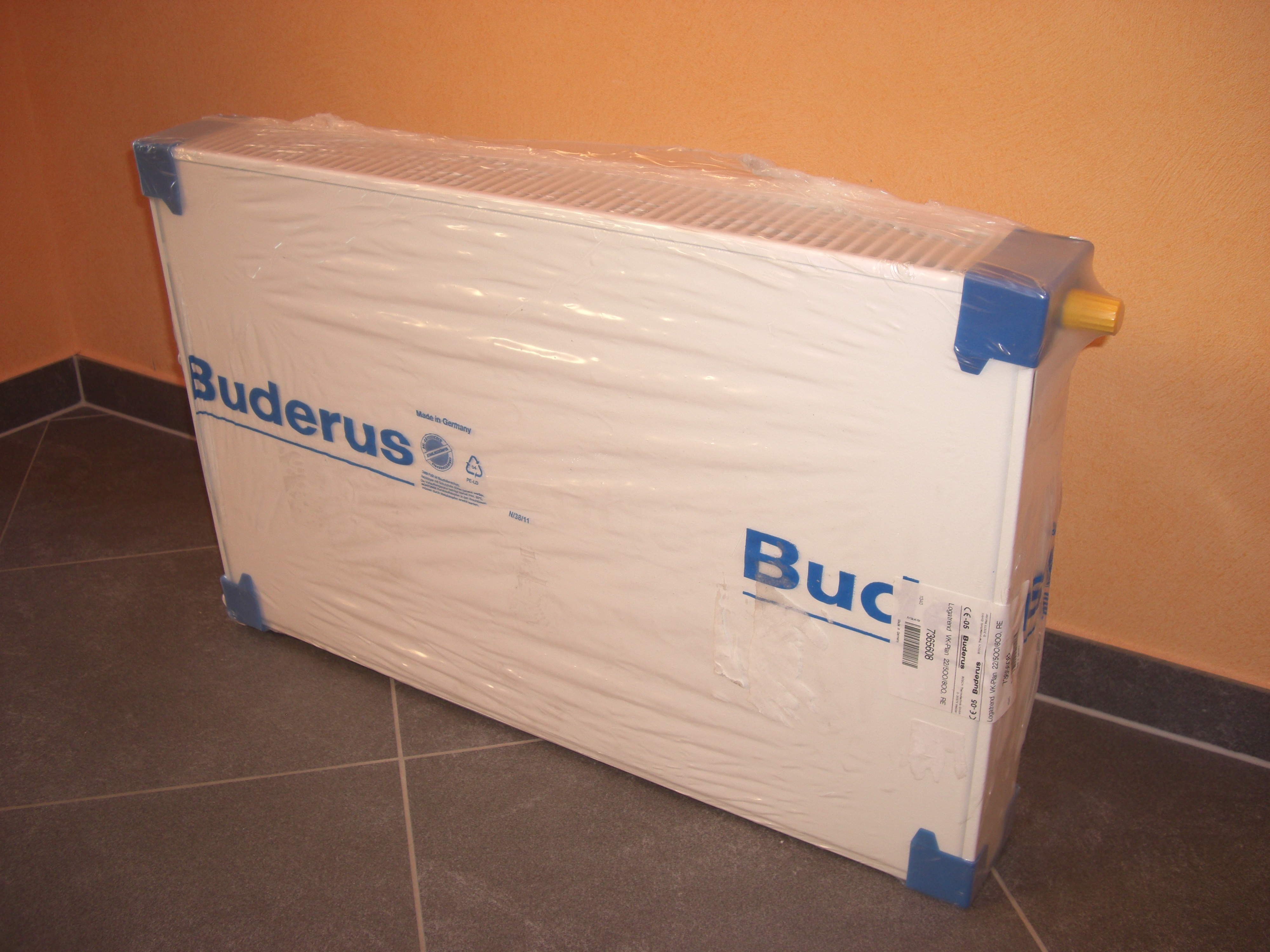 Buderus Heizkörper Logatrend VC-Plan Ventilheizkörper Typ 33 / H: 300 / L: 2000mm, links, Planheizkörper 7750406720 