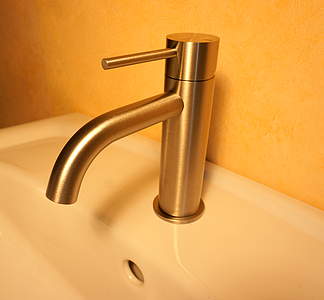 Gessi 316 Flessa Waschtisch-Einhebelmischer mit Ablaufgarnitur 54001 Warm Bronze Gebürstet PVD; 54001726 