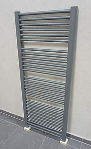 Kermi Basic-50 Designheizkörper, 599x1448mm Anthracite Grey, Badraumwärmer  
