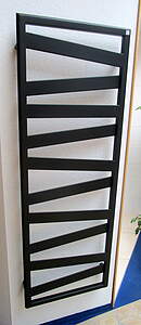 Zehnder Ribbon Design-Heizkörper 600x1930mm Black Matt 0557; RB-180-060 